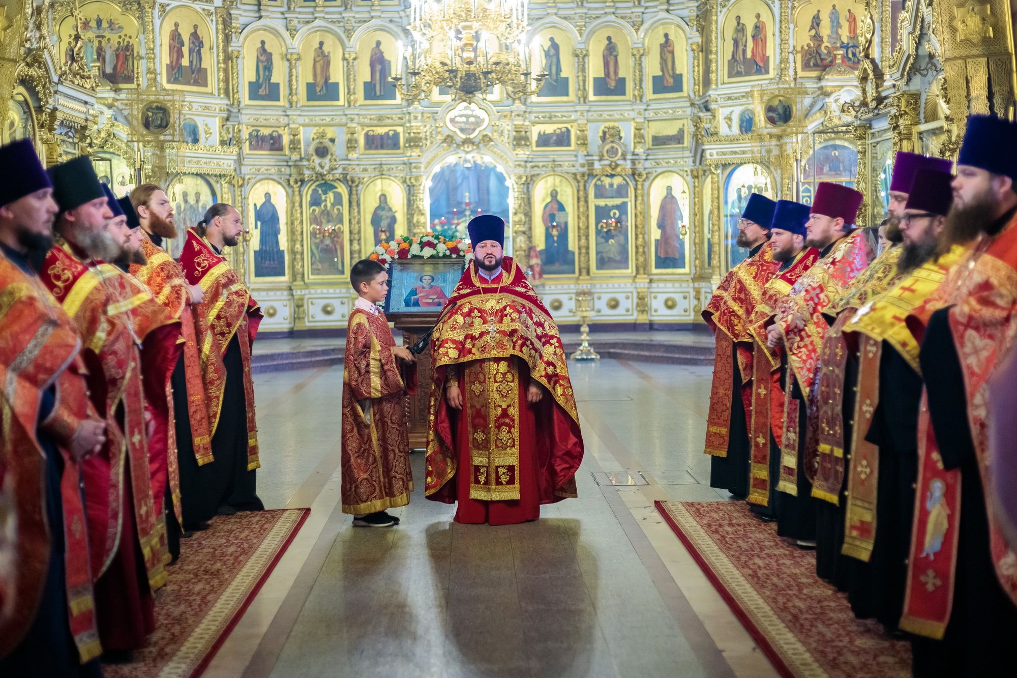 Расписание богослужений в орехово зуевском храме. Служба в Богородицерождественском храме Орехово-Зуево. Орехово-Зуево храм Рождества Богородицы.