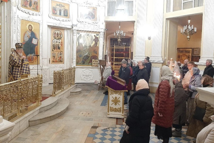 Архиерейское богослужение в Преображенском кафедральном соборе Балашихи
