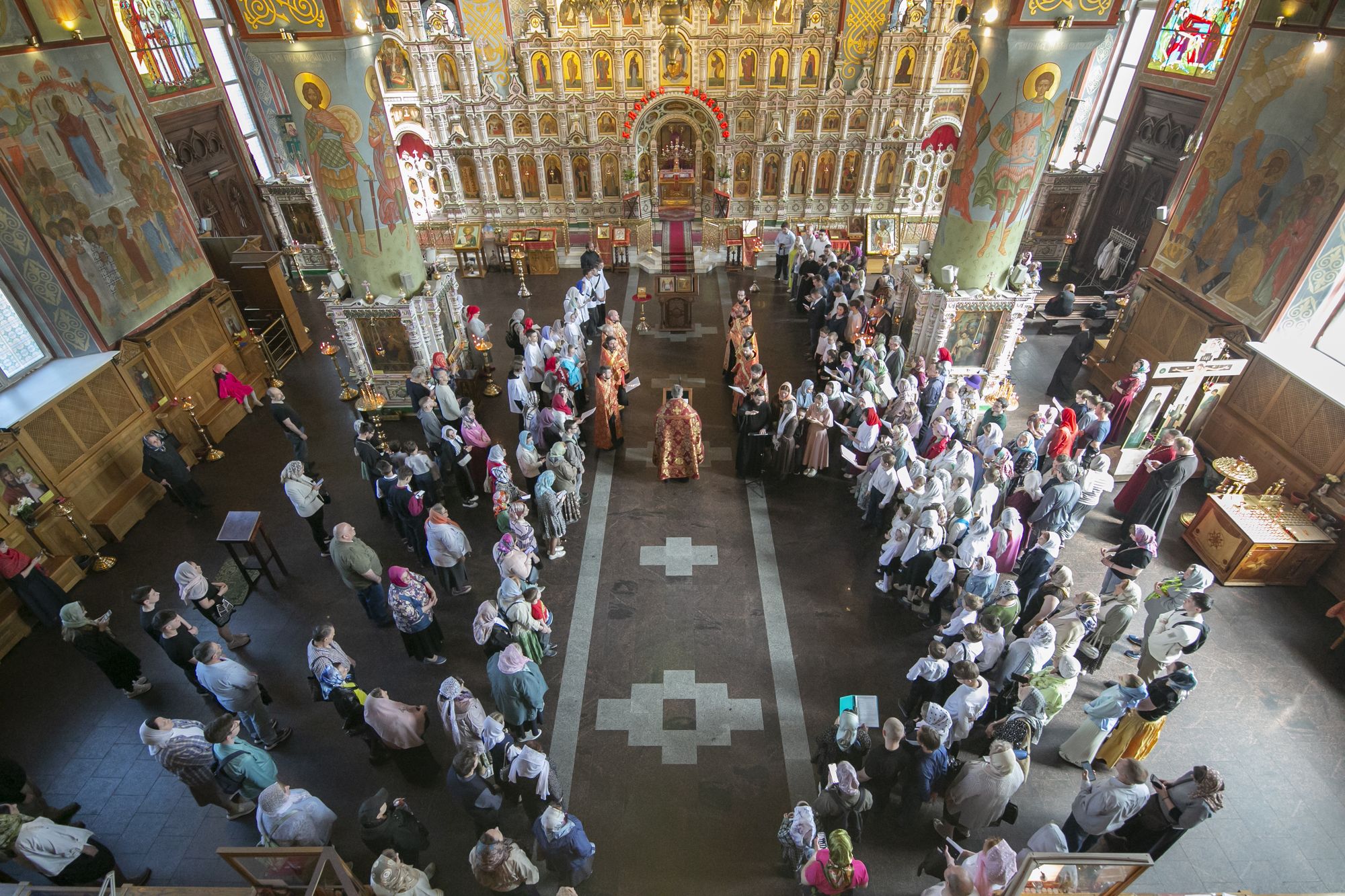 Епархиальное молодёжное акафистное пение святым благоверным князьям Петру и Февронии в Щёлкове
