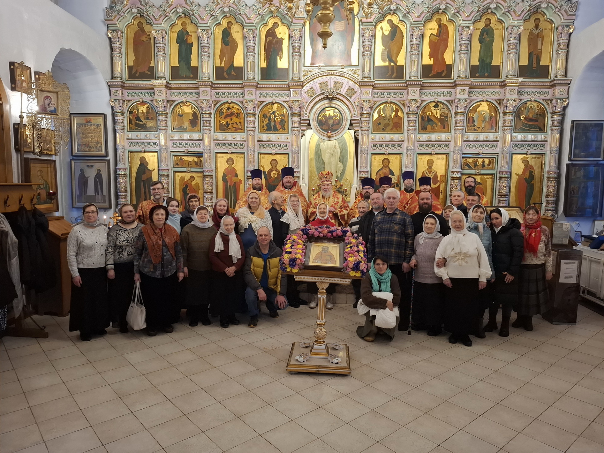 Архиерейское богослужение в Никольском храме деревни Полтево 