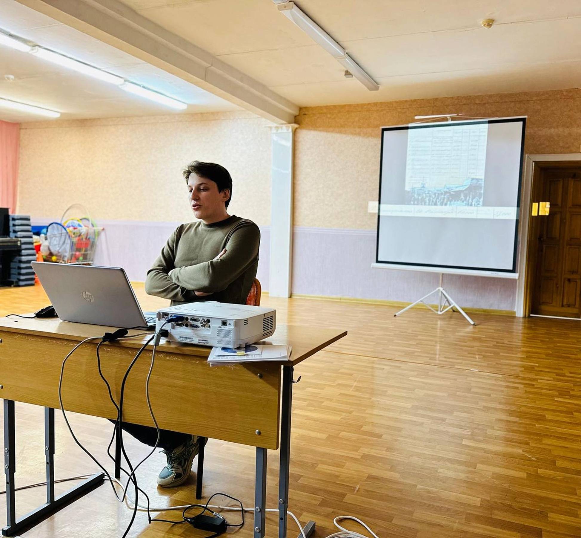 Краеведческая лекция в доме детского творчества города Павловский Посад