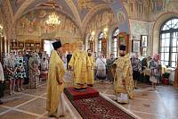 Архиерейское богослужение в Никольском храме села Новый Милет 