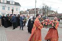 Архиерейское богослужение с участием Сводного детского хора Московской епархии в Богоявленском соборе Ногинска