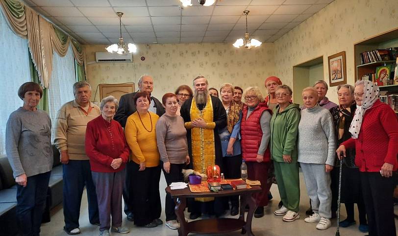 Молебен в отделении активного долголетия №3 г. Балашихи