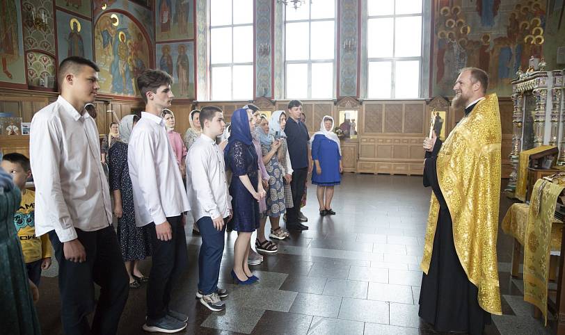 Вручение аттестатов выпускникам Православной Алексиевской гимназии города Щёлково