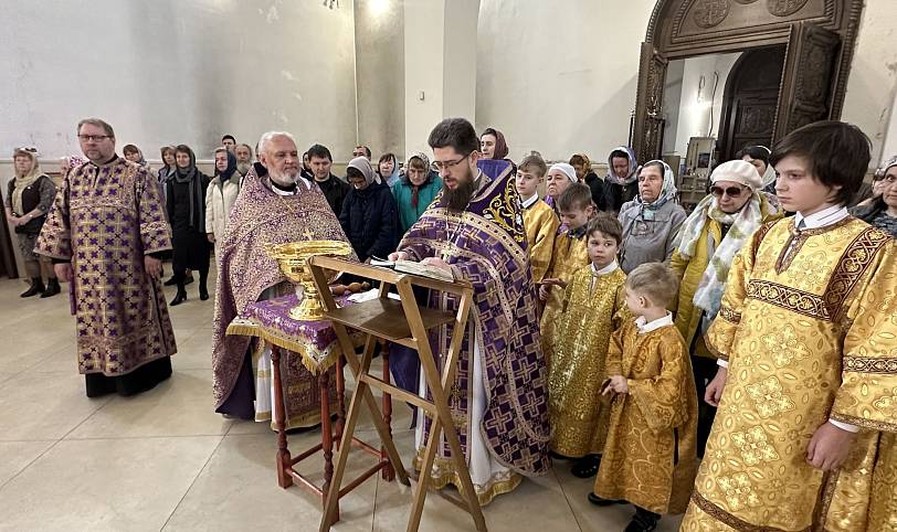 Освящение иконы великомученика Георгия Победоносца для защитников Отечества в Державном храме города Фрязино