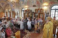 Архиерейское богослужение в Никольском храме села Новый Милет 