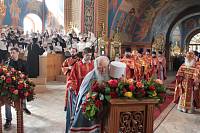 Архиерейское богослужение с участием Сводного детского хора Московской епархии в Богоявленском соборе Ногинска