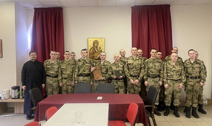 Встреча с военнослужащими в Князь-Владимирском храме Балашихи