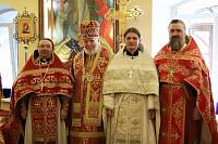 Архиерейское богослужение в Троицком храме Старой Купавны 