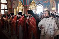 Архиерейское богослужение с участием Сводного детского хора Московской епархии в Богоявленском соборе Ногинска