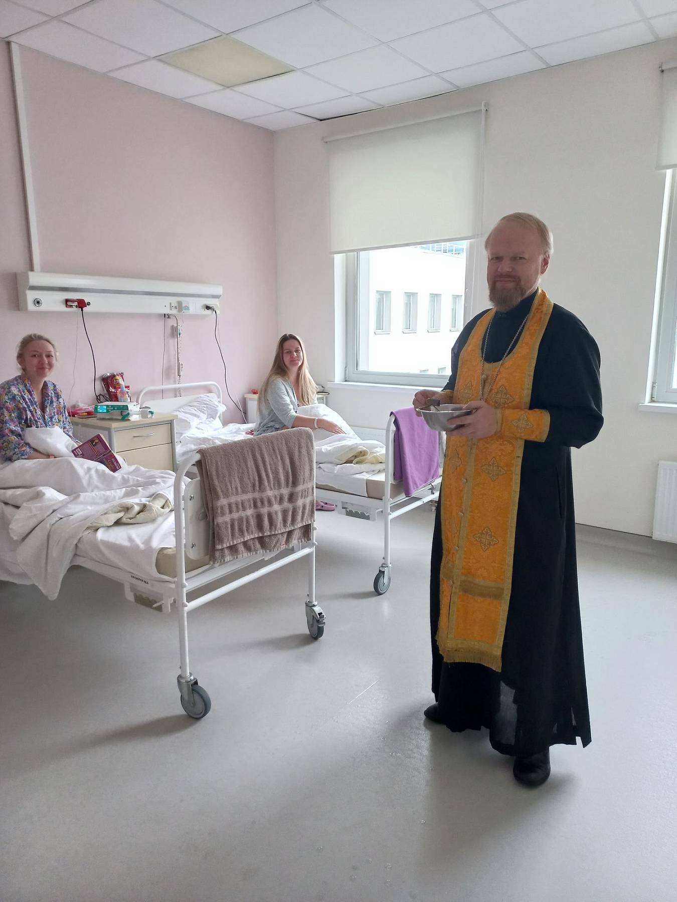 Молебен в отделении гинекологии Щёлковского перинатального центра