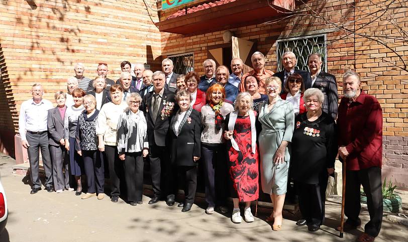 Встреча с ветеранами в микрорайоне ВНИИПО