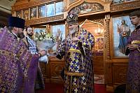 Архиерейское богослужение в Серафимовском храме Балашихи 