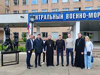 Пасхальное поздравление военнослужащих в военно-морском клиническом госпитале имени Бурденко в Купавне