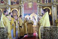 Соборное служение Божественной литургии архиереями Московской митрополии в Богоявленском соборе города Ногинска