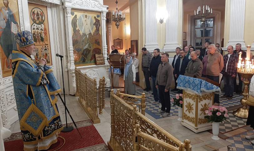 Архиерейское богослужение в Преображенском кафедральном соборе Балашихи