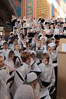 Архиерейское богослужение с участием Сводного детского хора Московской епархии в Богоявленском соборе Ногинска