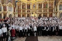 Архиерейское богослужение с участием Сводного детского хора Московской епархии в Богоявленском соборе Ногинска