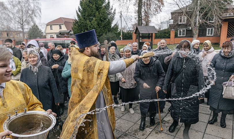 Память святителя Димитрия Ростовского в Вознесенском храме города Павловский Посад