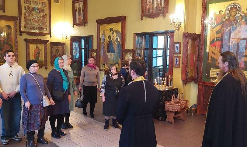 Экскурсия для подопечных фонда «Защитники Отечества» в Павловском Посаде