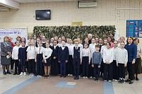 Освящение маскировочной сети и беседы о семье в Щёлковской гимназии №6