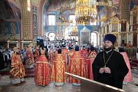 Архиерейское богослужение с участием Сводного детского хора Московской епархии в Богоявленском соборе Ногинска
