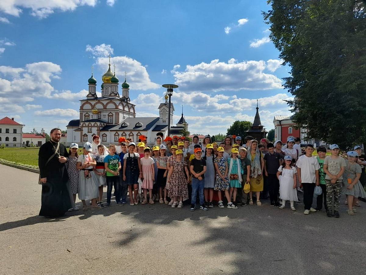 Завершение смены в Епархиальном православном паломническом детском лагере «Благовест»