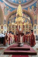 Архиерейское богослужение с участием Сводного детского хора Московской епархии в Богоявленском соборе Ногинска