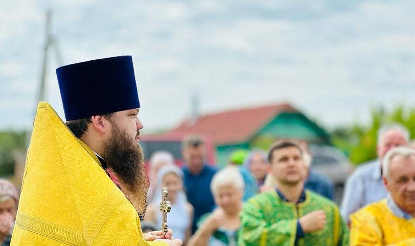 Крестный ход и молебен в деревне Грибаново