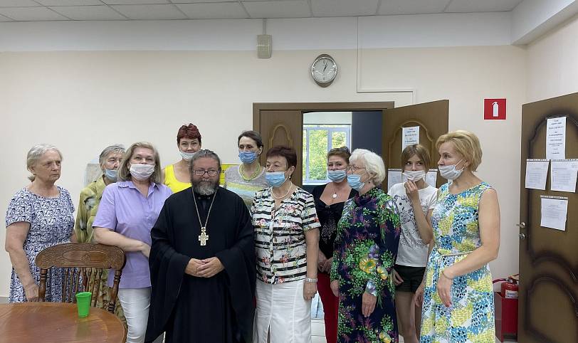 Встреча со священником в управлении соцзащиты г. Ногинска