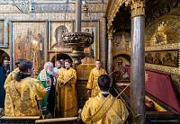 Патриаршее богослужение в Успенском соборе Московского Кремля