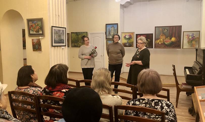 Открытие выставки «Осенняя соната» в культурном центре города Фрязино