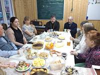 Встреча волонтёров со священником в Ликино-Дулёве